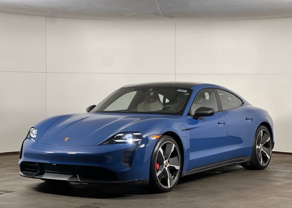 2024 Porsche Taycan GTS's photo