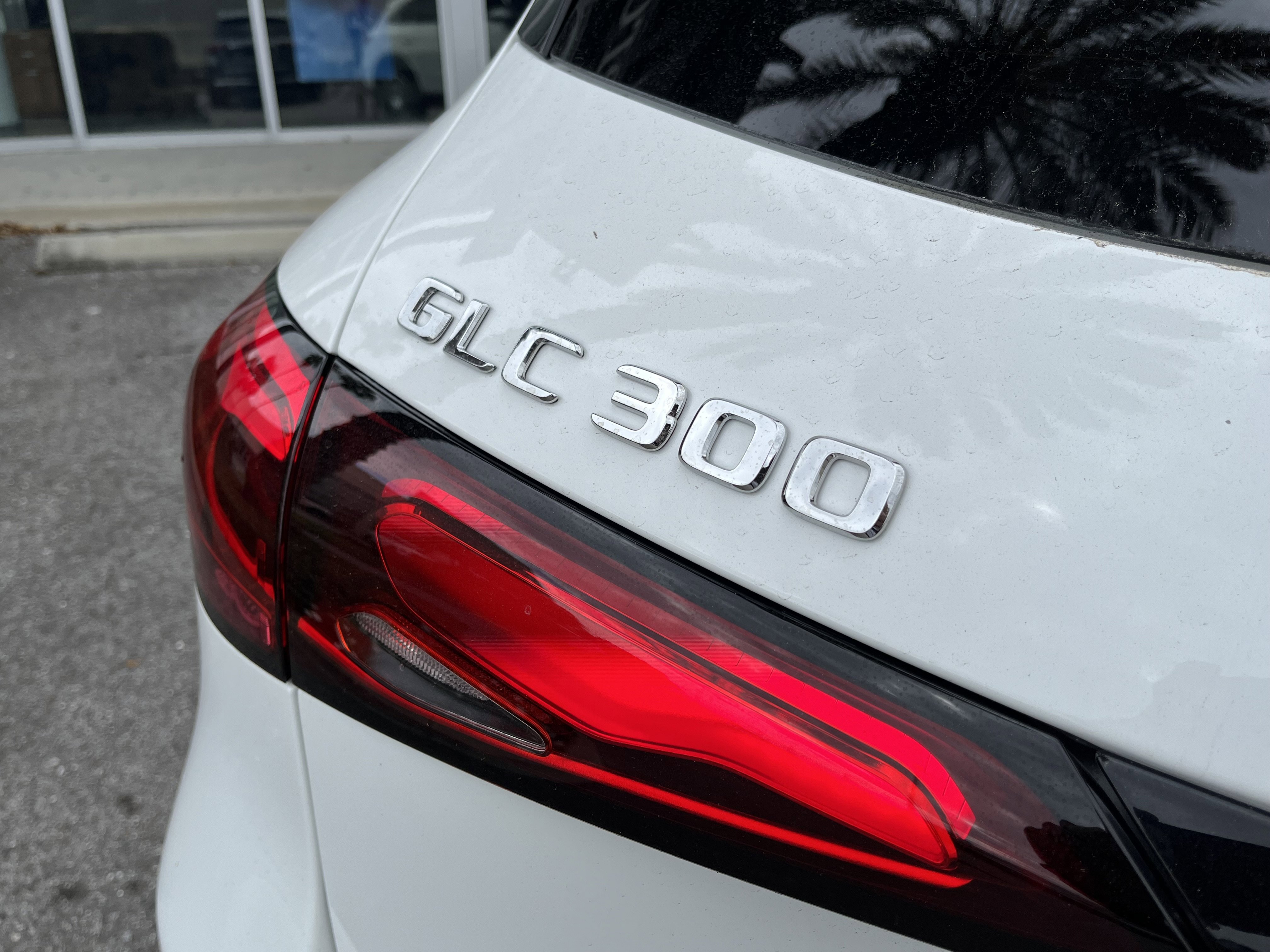 New 2026 POLAR WHITE Mercedes-Benz GLC 300 image 6