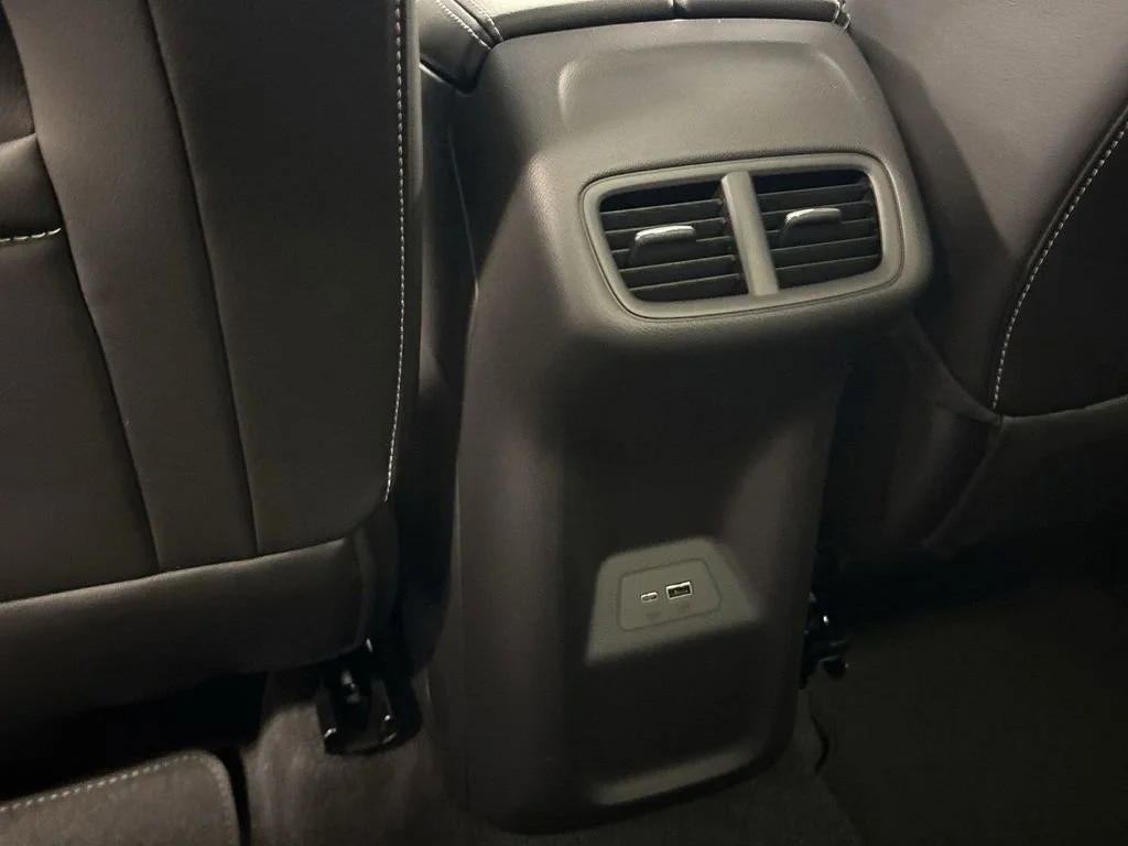 2025 Buick Envision Sport Touring - Photo 26