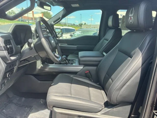 New 2026 Agate Black Metallic Ford XLT image 18