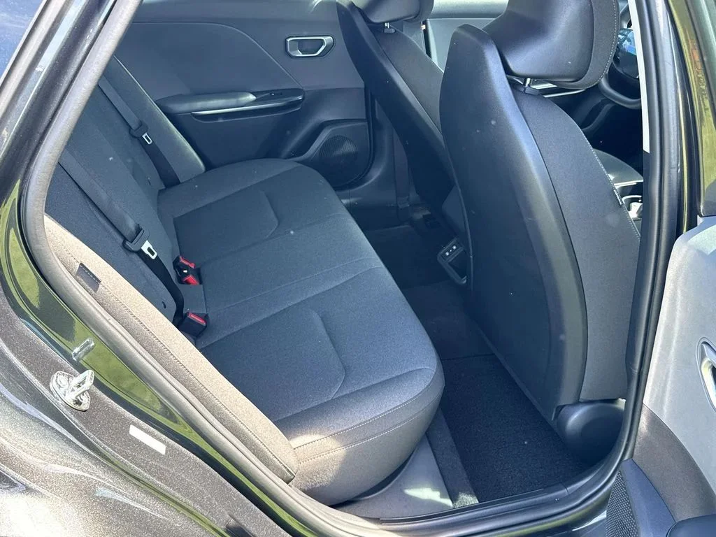 New 2026 Gray Kia LXS image 15