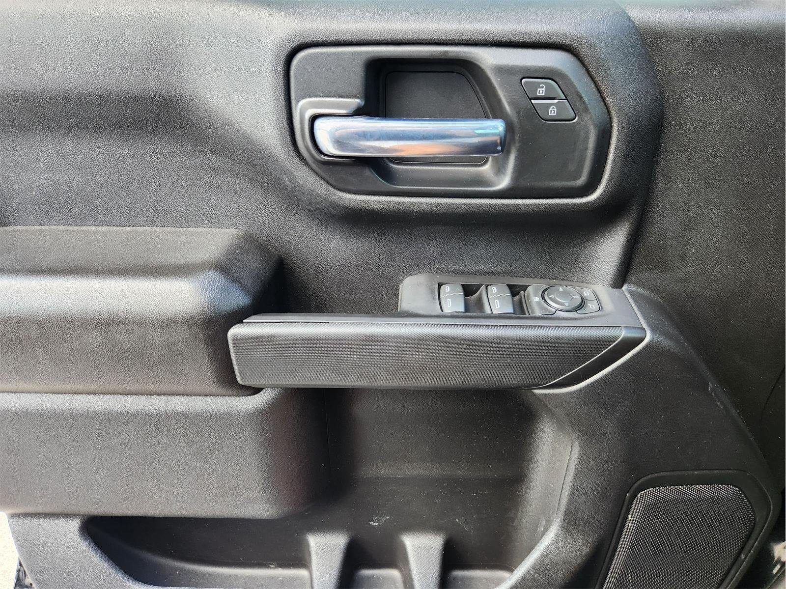 2023 Chevrolet Silverado 1500 photo 19 of 30