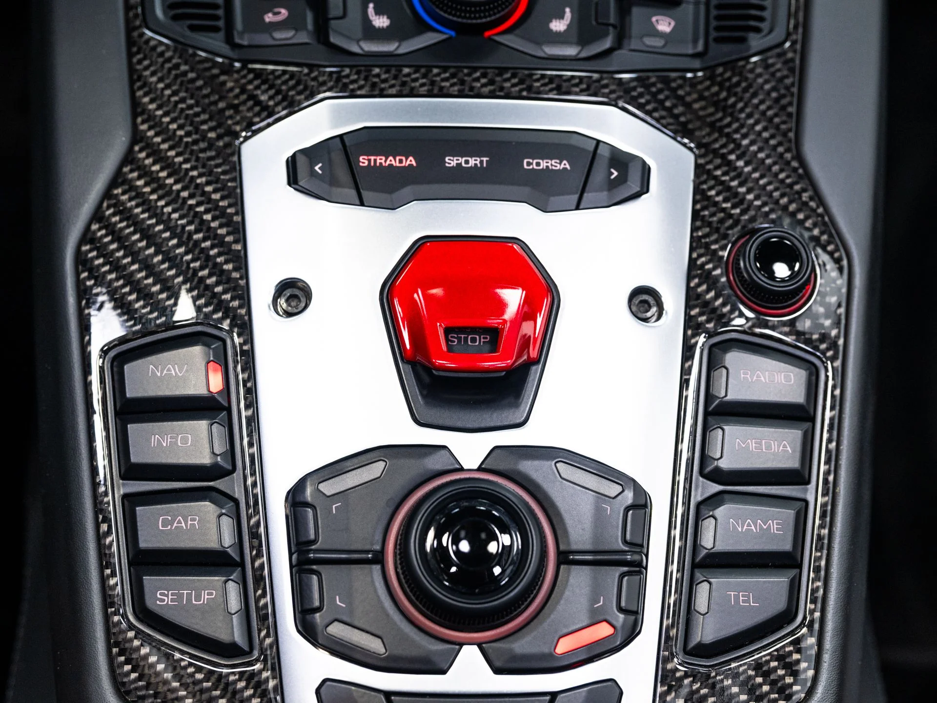 Used 2014  Lamborghini Roadster image 38