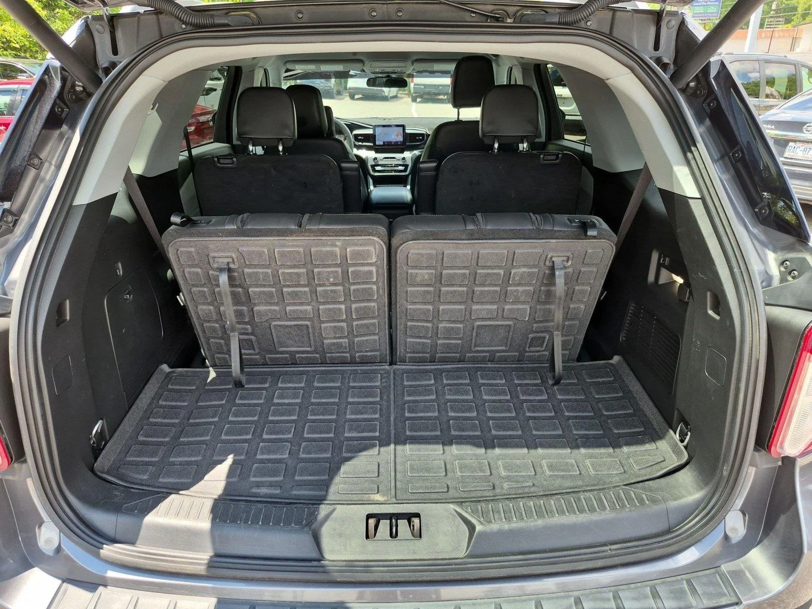 Used 2024 Carbonized Gray Metallic Ford XLT image 34