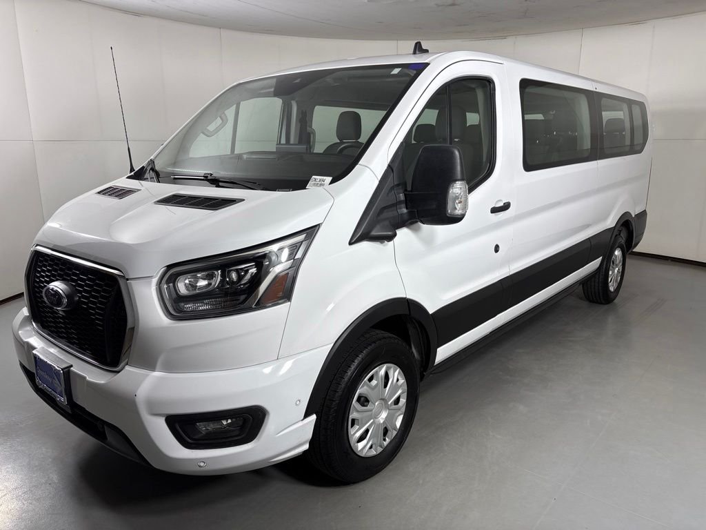 Used 2023 White Ford XLT image 4