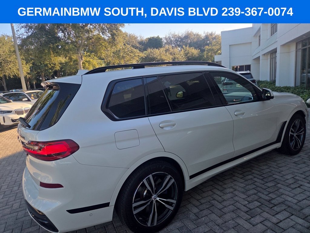 Used 2022 White Metallic BMW M50i image 26