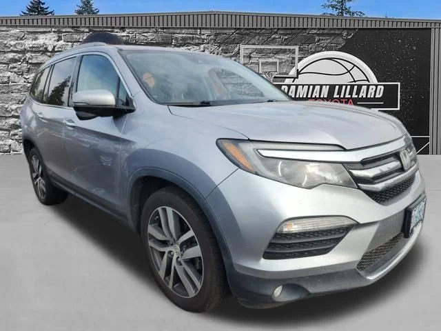 2017 Honda Pilot 4WD Touring's photo