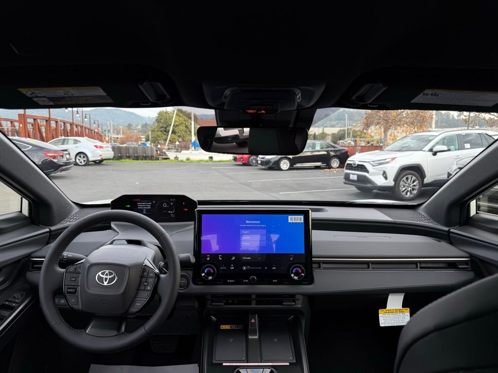 2026 Toyota bZ XLE - Photo 6