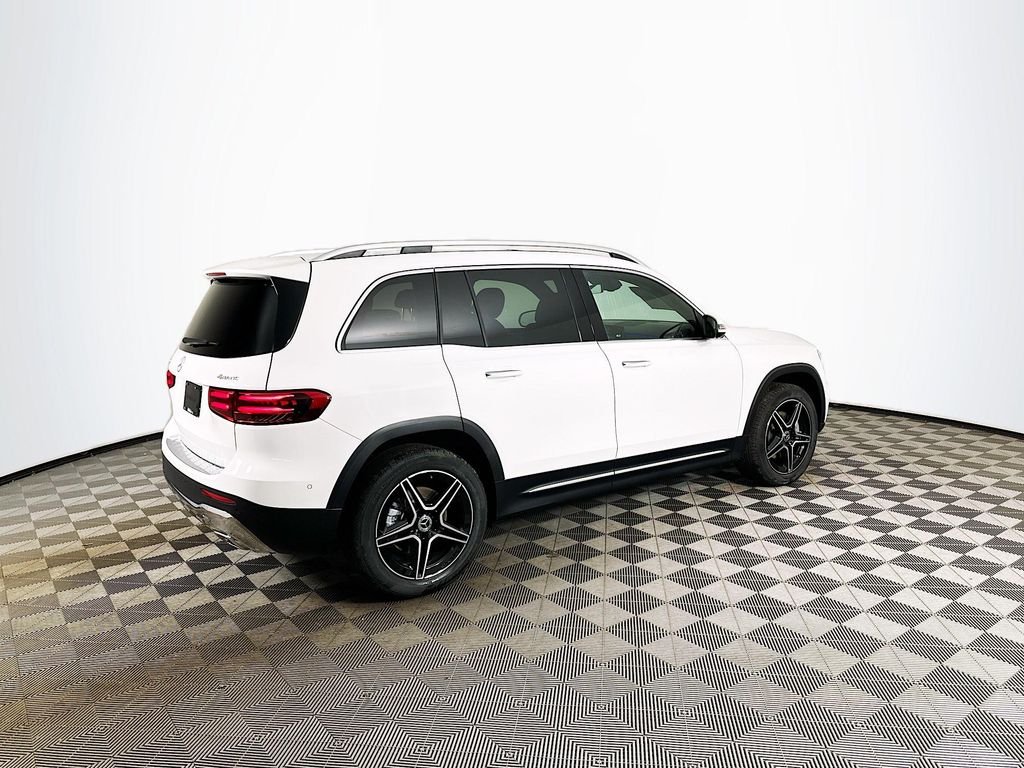 New 2026 Polar White Mercedes-Benz GLB 250 image 7