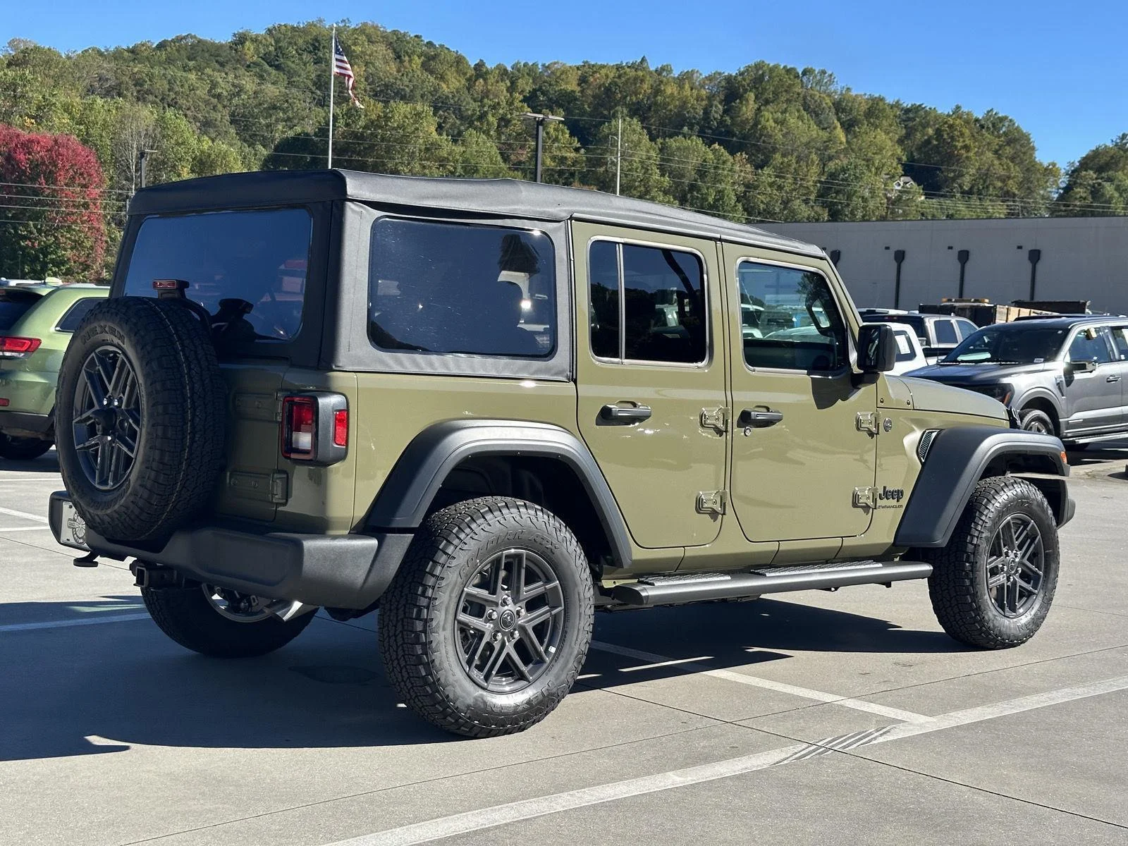 2025 Jeep Wrangler 4-Door Sport S - Photo 7
