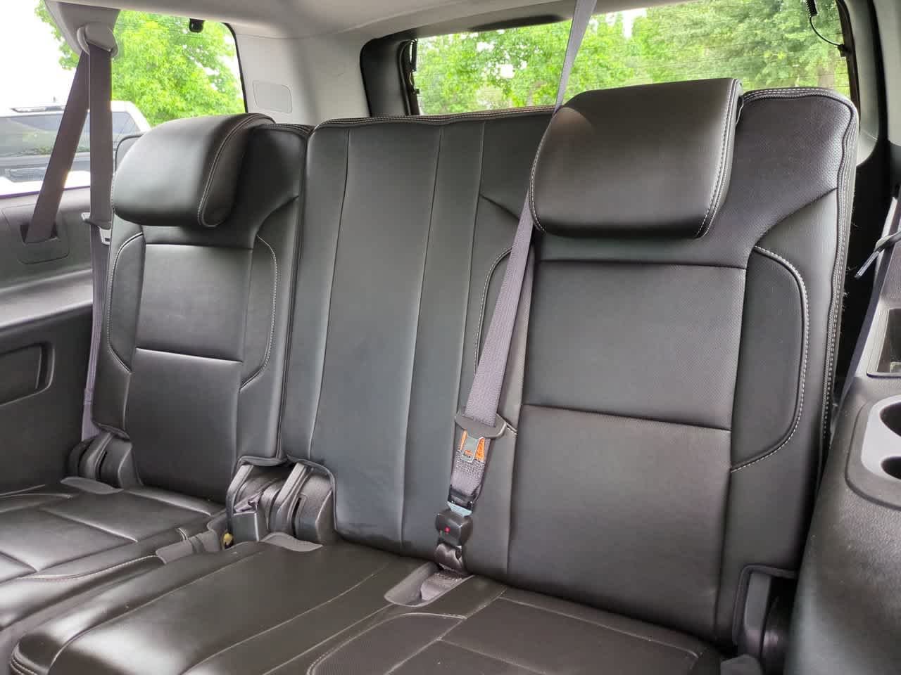 Used 2016 White Frost Tricoat GMC Denali image 13