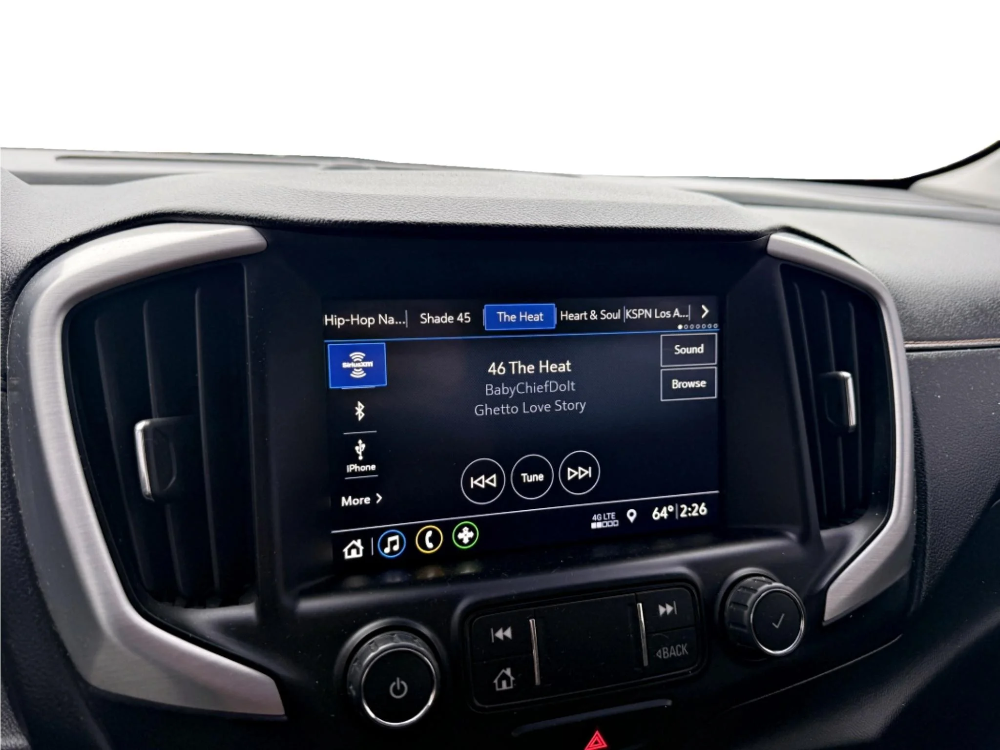 Used 2020 Satin Steel Metallic GMC SLT image 11
