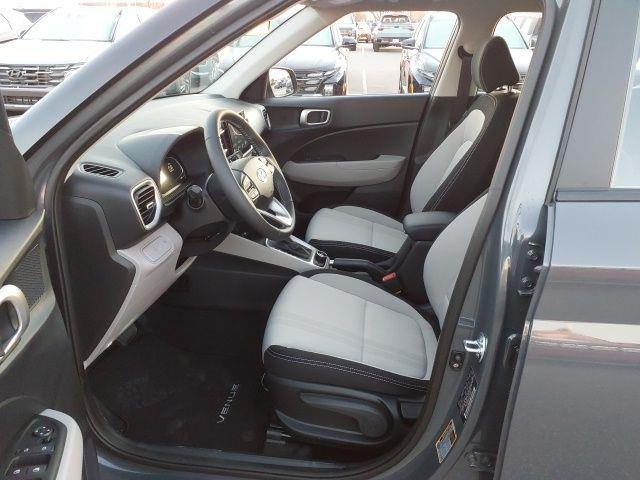 New 2026 Gray Hyundai SEL image 9