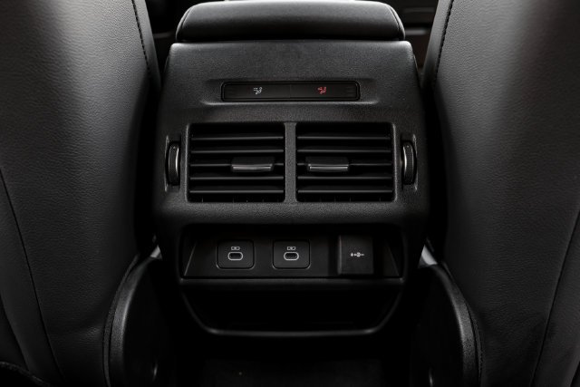 New 2026 Carpathian Grey Land Rover Landmark image 40