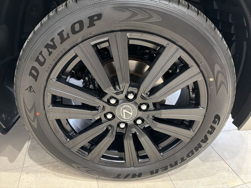 2025 Lexus LX 700h Luxury - Photo 26