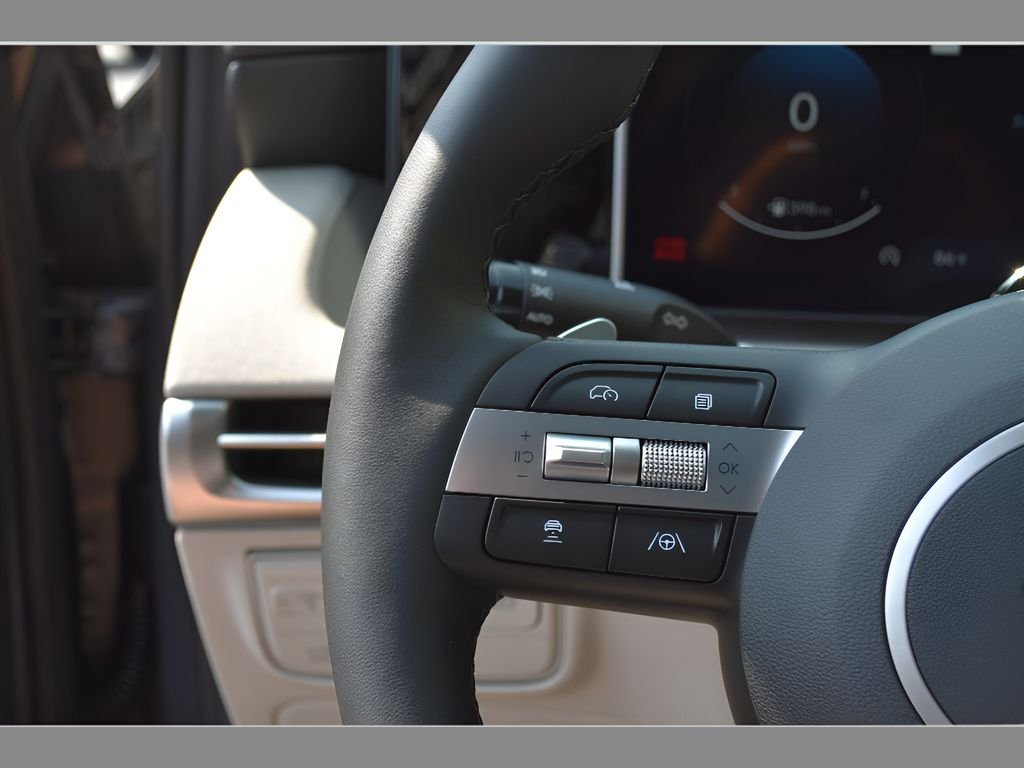 Used 2025 Ecotronic Gray Matte Hyundai Limited image 20