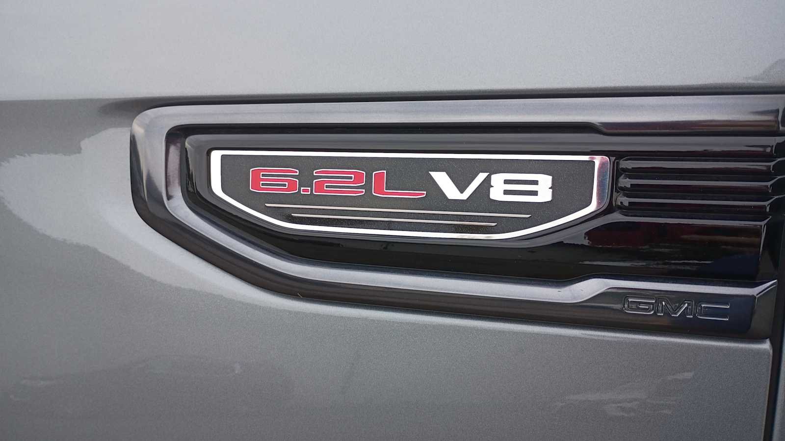 Used 2024 Sterling Metallic GMC AT4 image 5
