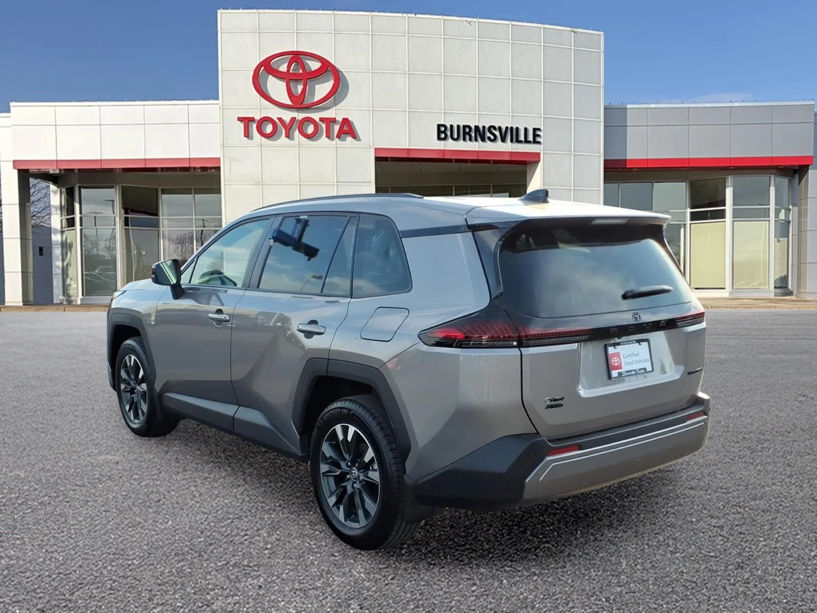 Certified Used 2026  Toyota Limited image 6