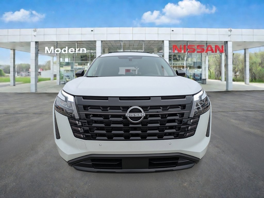 New 2026 Everest White Pearl Tricoat Nissan SV image 8