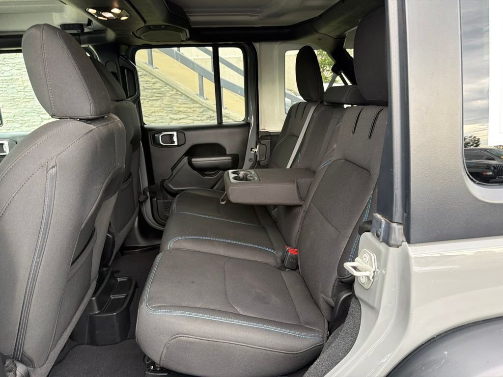 Used 2023 Gray Jeep Rubicon 4xe image 13