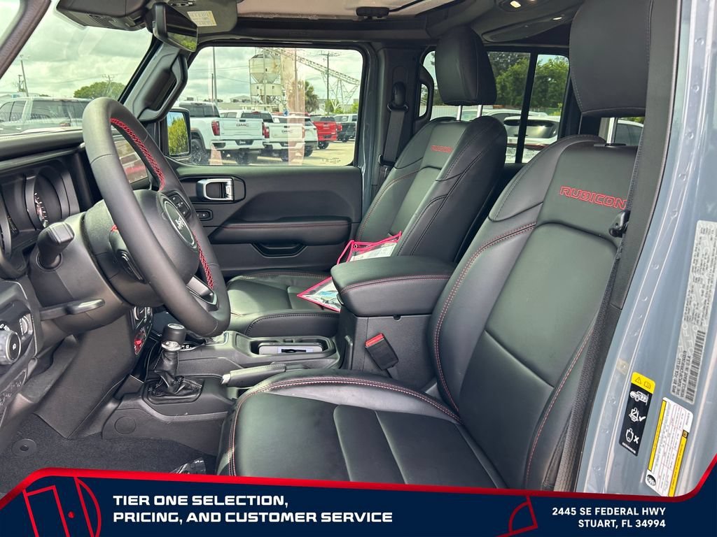 Used 2024 Gray Jeep 4-Door Recon 4x4 image 13