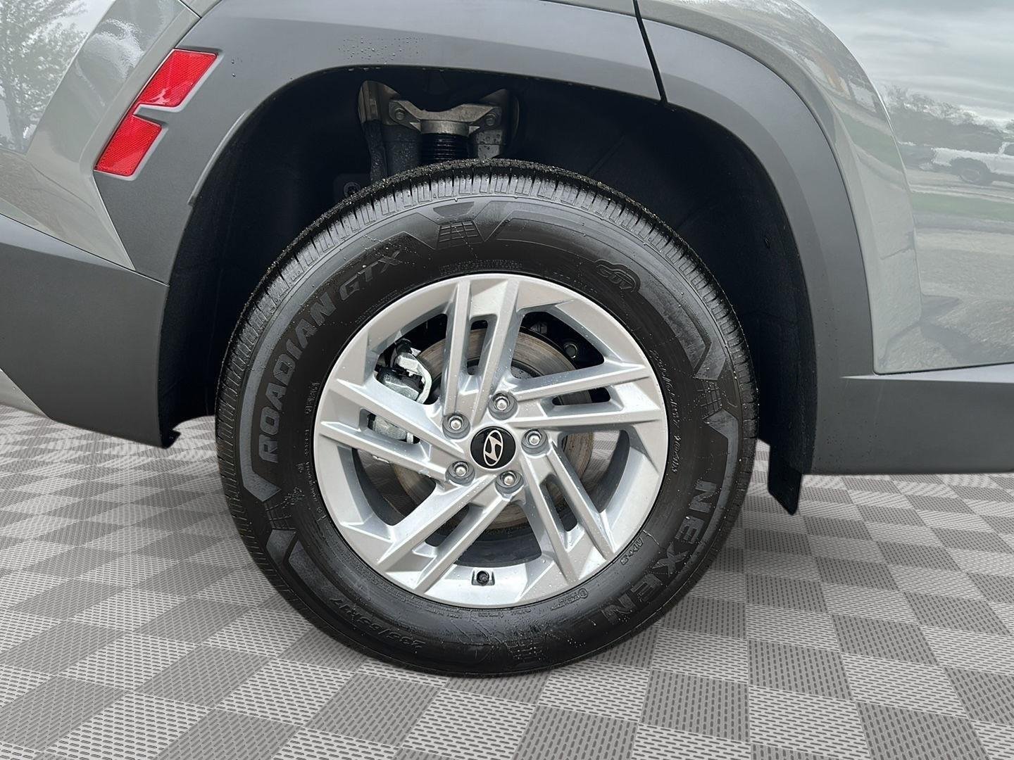 2026 Hyundai Tucson SE - Photo 13