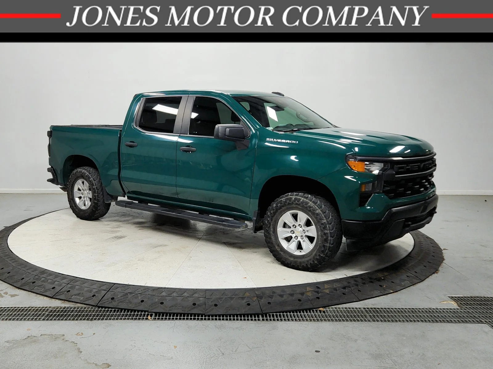 Used 2023 Green Chevrolet WT image 1
