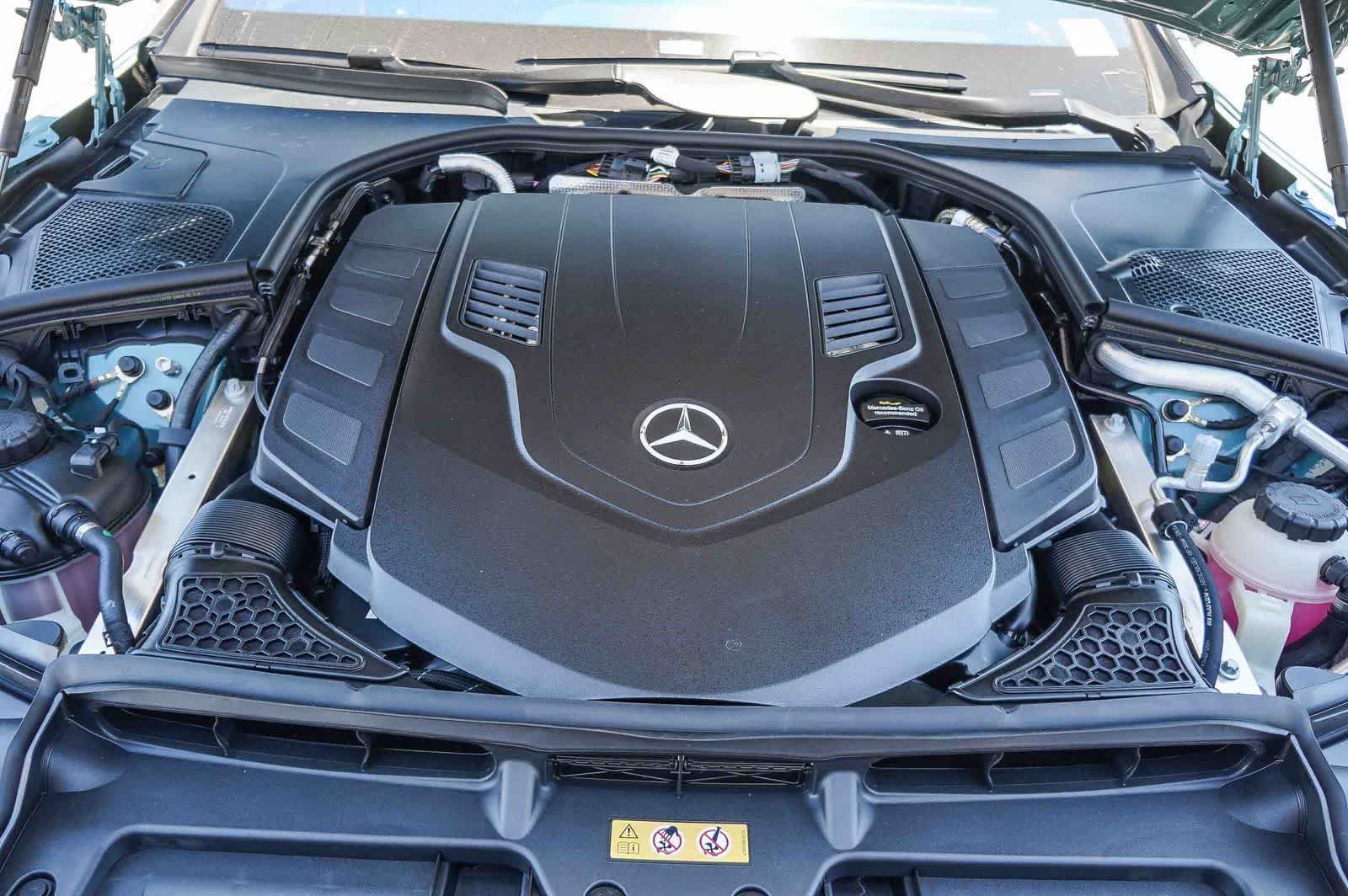 New 2026 Verde Silver Metallic Mercedes-Benz S 580 image 12