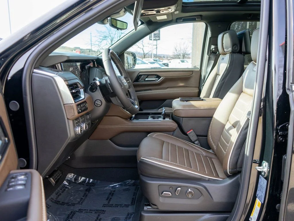 2026 GMC Yukon XL Denali Ultimate - Photo 11