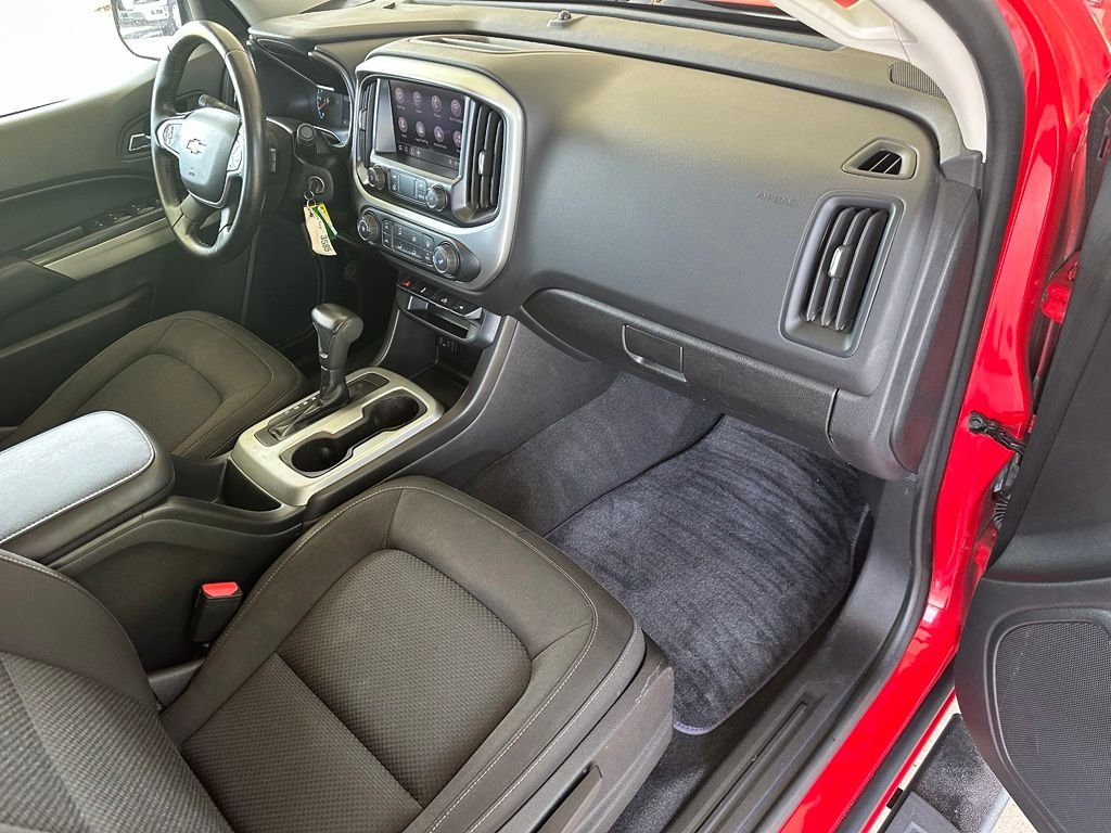 Used 2019 Red Chevrolet LT image 35