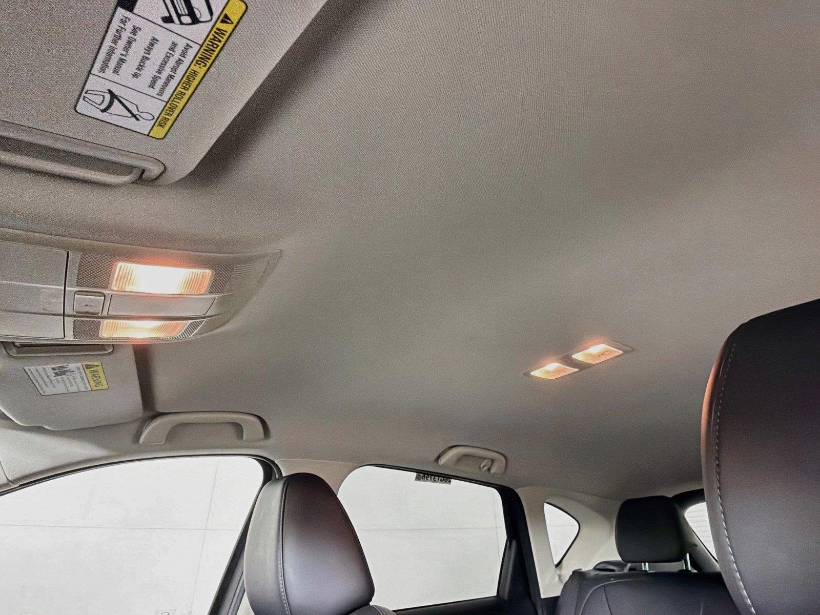 Used 2022  Mazda 2.5 S Select Package image 5