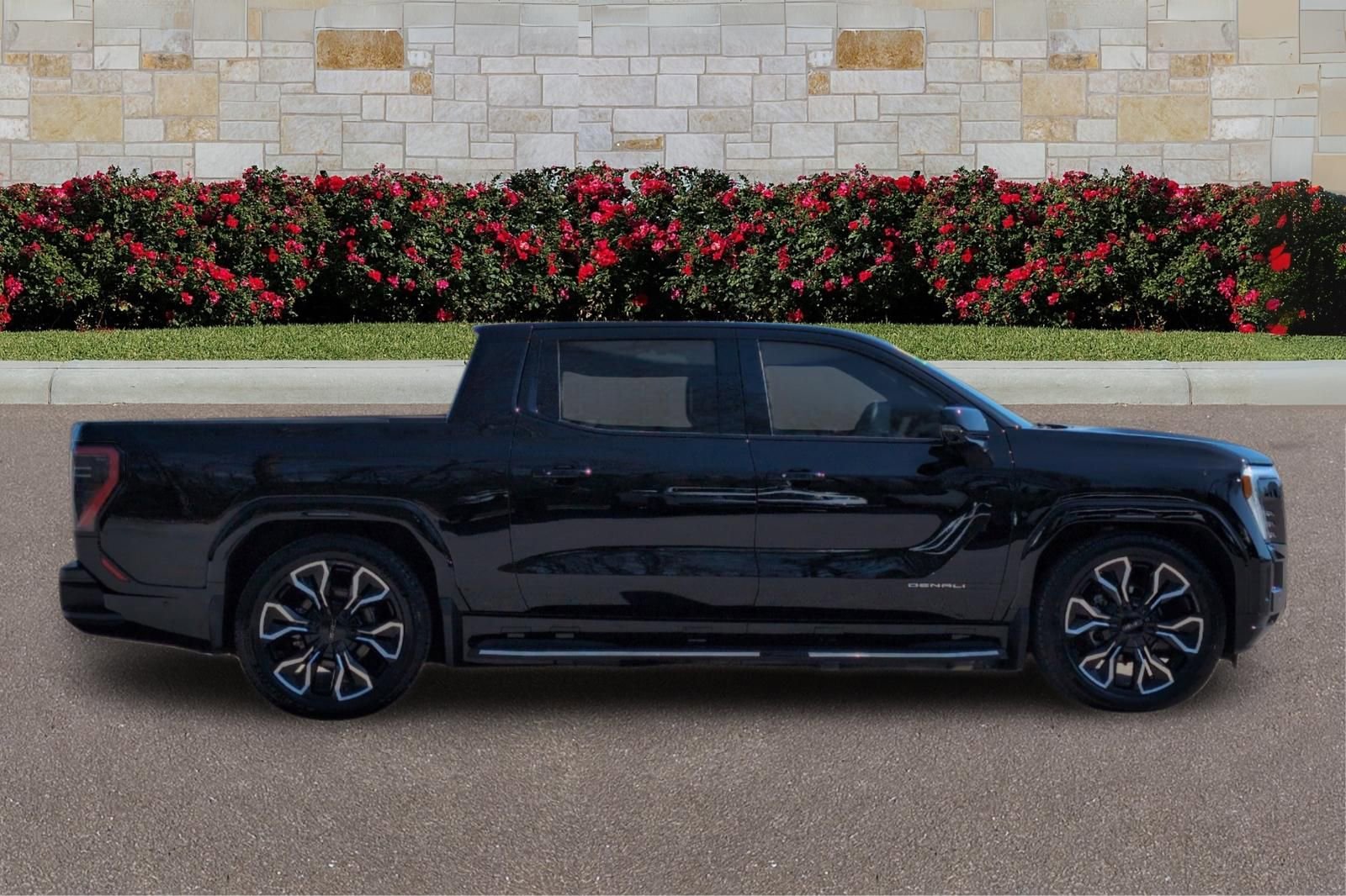 Used 2025 GMC Sierra EV Denali with VIN 1GT40LEL9SU405873 for sale in Crossville, TN