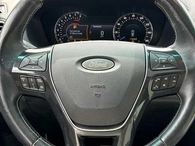 Used 2017 Black Ford Platinum image 18