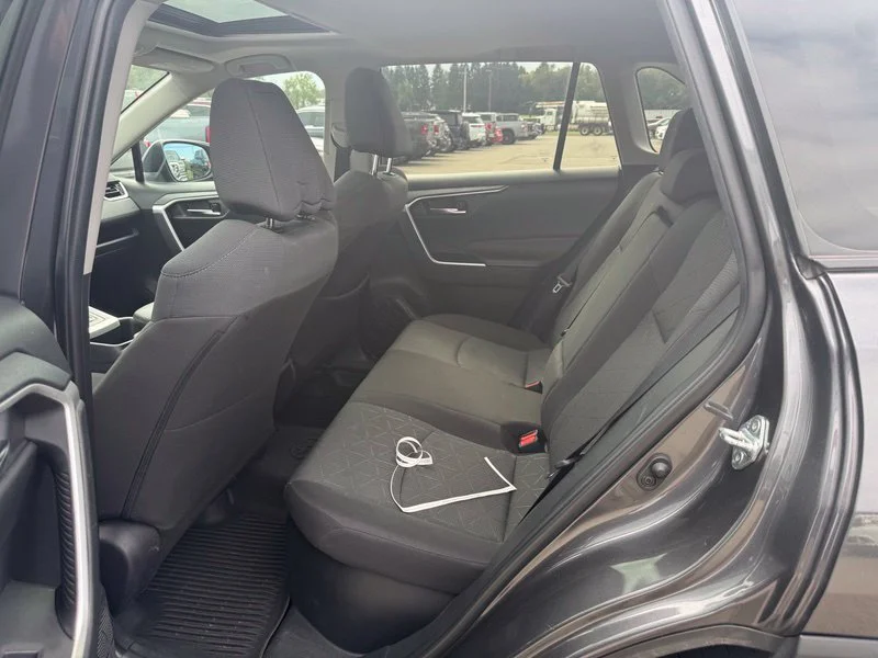 Used 2022 Gray Toyota XLE image 6