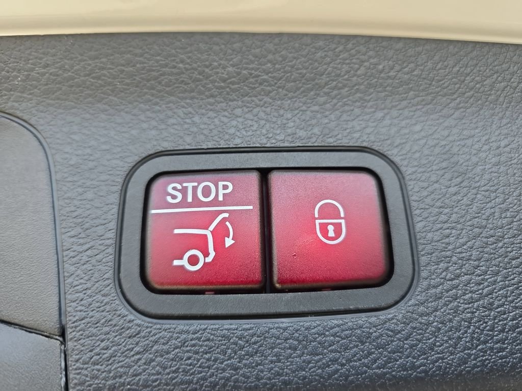 2024 Mercedes-Benz GLS Base - Photo 14