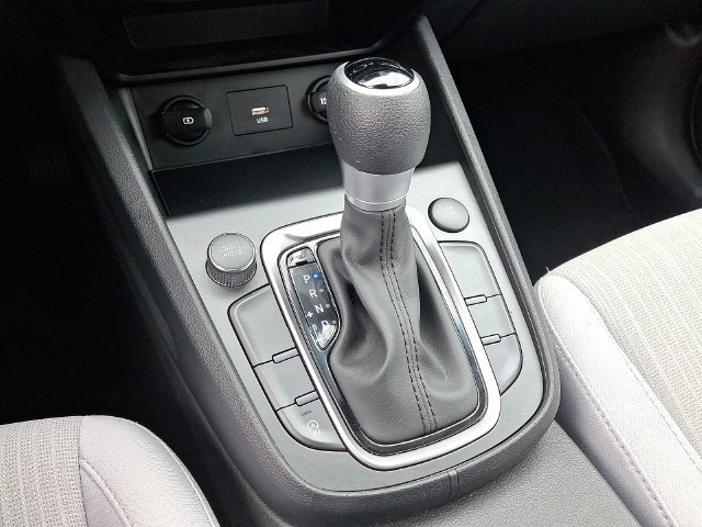 Certified Used 2023 White Hyundai SEL image 14