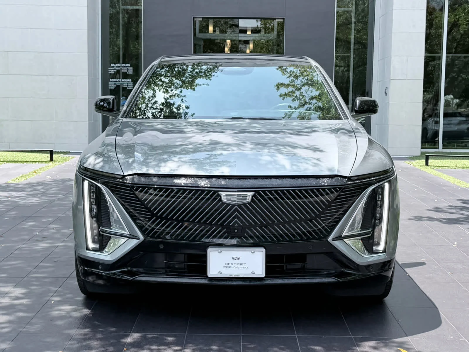 Certified 2024 Cadillac LYRIQ Luxury 3 with VIN 1GYKPSRK9RZ114781 for sale in Houston, TX