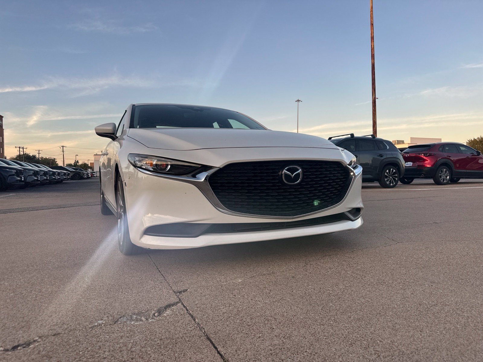 Certified Used 2020 Snowflake White Pearl Mazda Select image 3