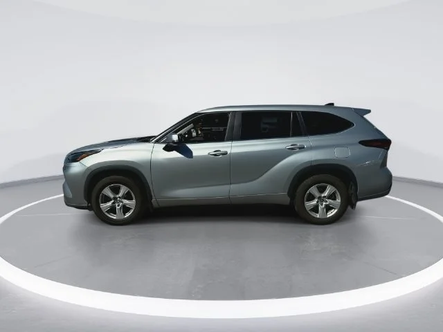 Used 2024 Silver Toyota LE image 5