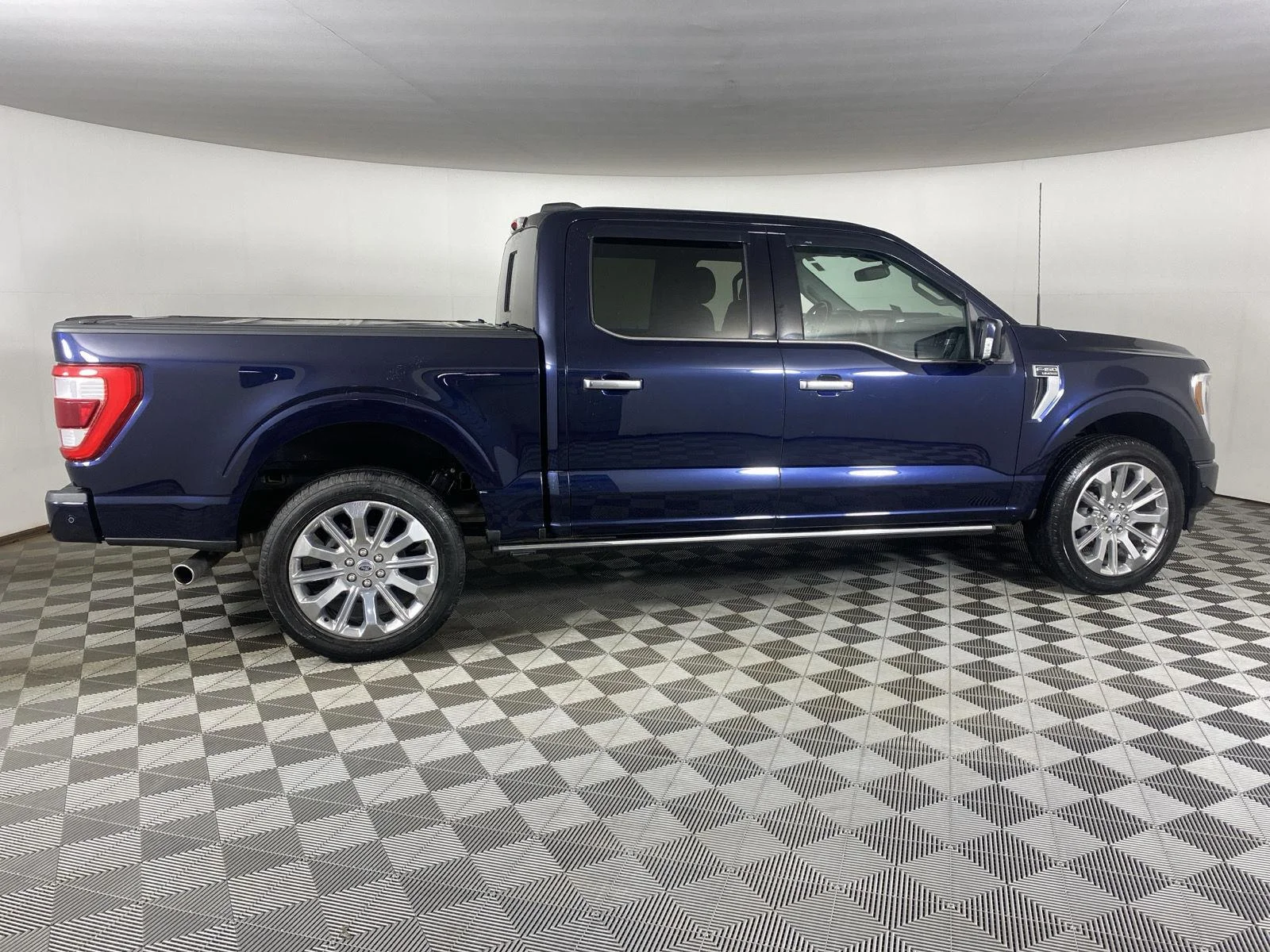 Used 2022 Antimatter Blue Ford Limited image 11