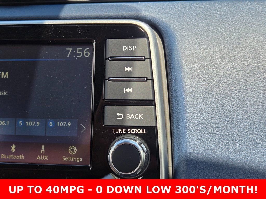 2025 Nissan Versa Sedan SV - Photo 21