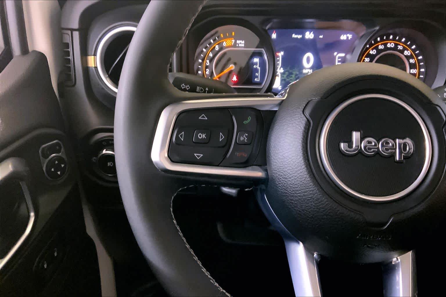 Used 2025 Bright White Clearcoat Jeep Sahara image 23