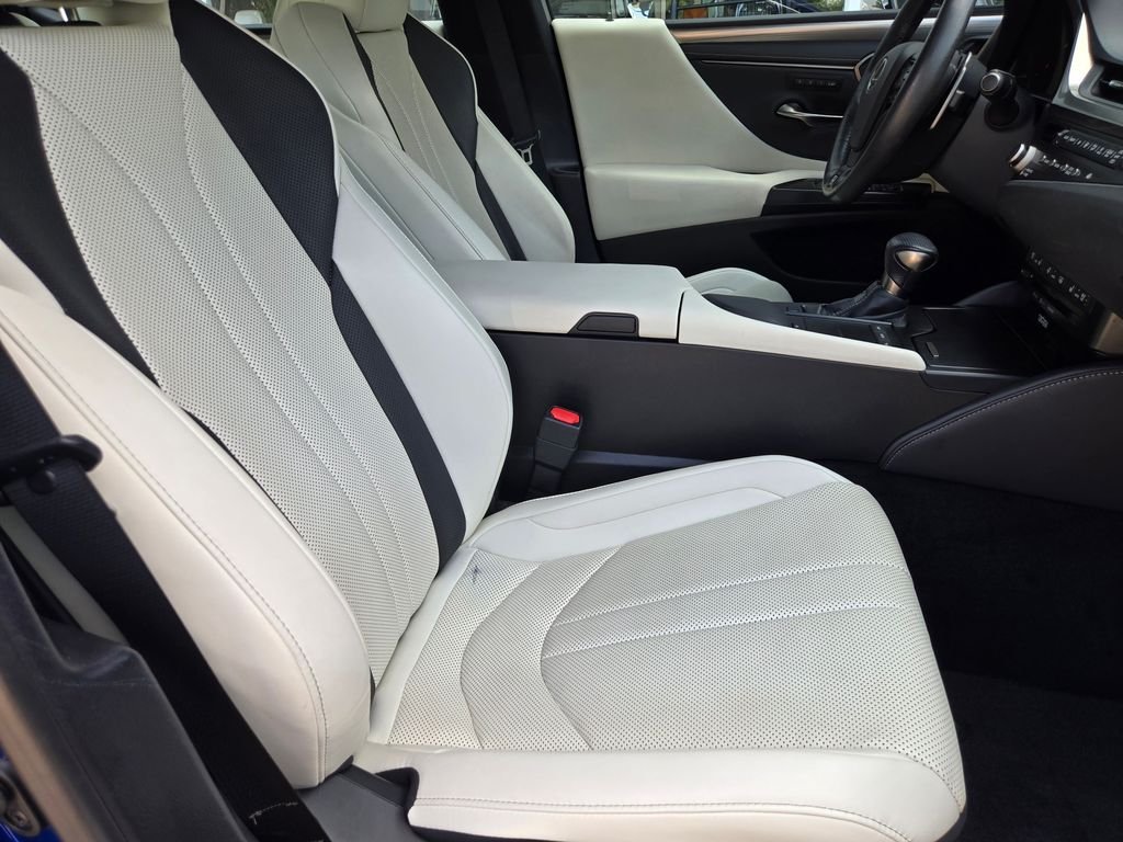 Used 2021 Blue Lexus 350 F Sport image 9