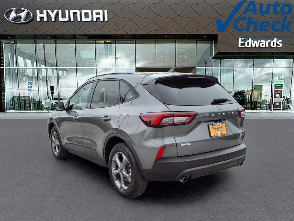 Used 2025 Gray Ford ST-Line image 5