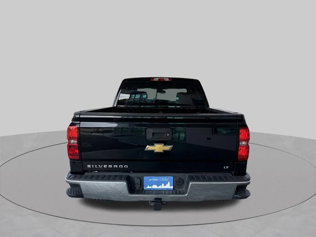 Used 2018 BLACK Chevrolet LT image 7