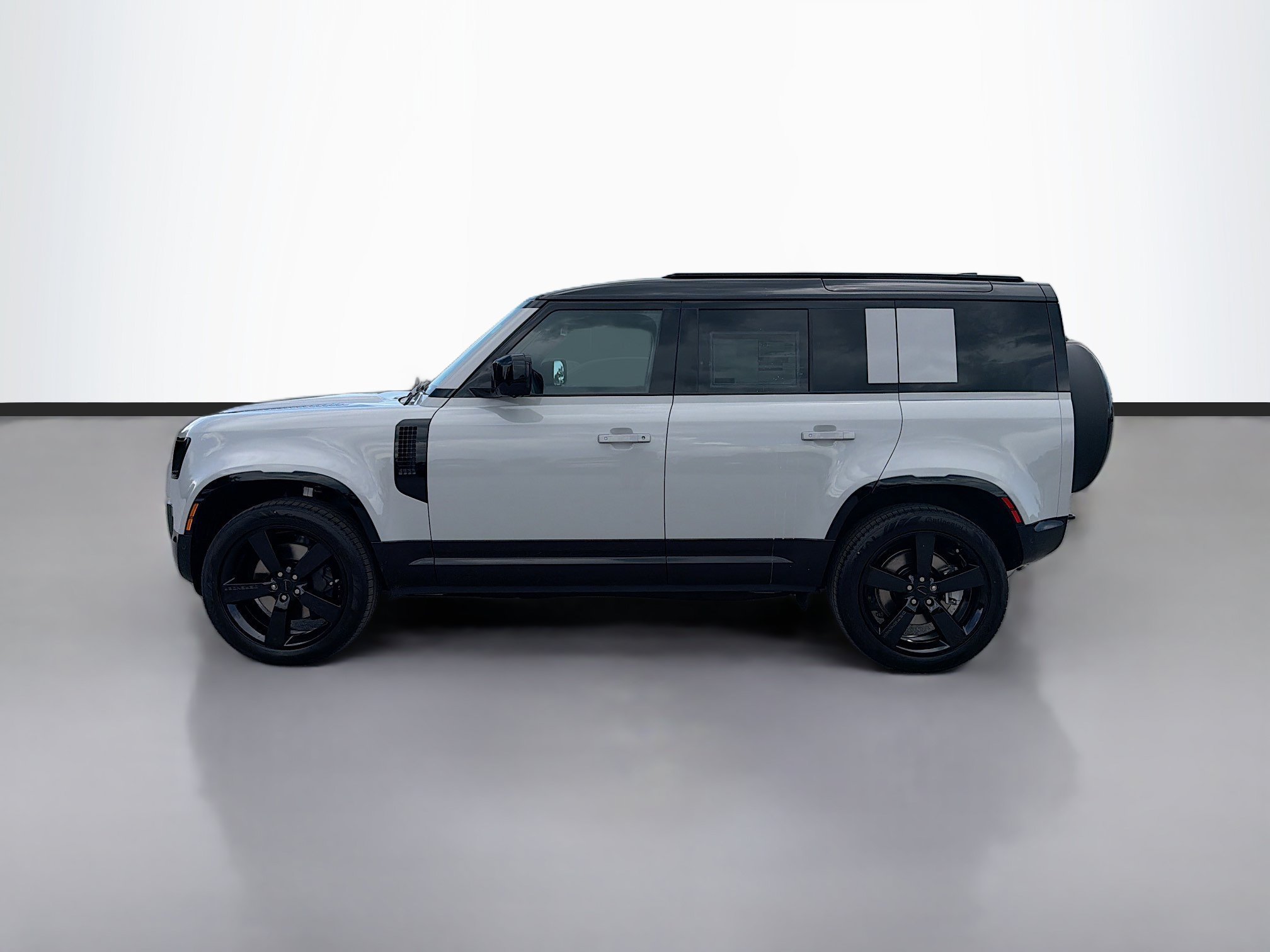 New 2026 Borasco Grey LAND ROVER X-Dynamic SE image 2
