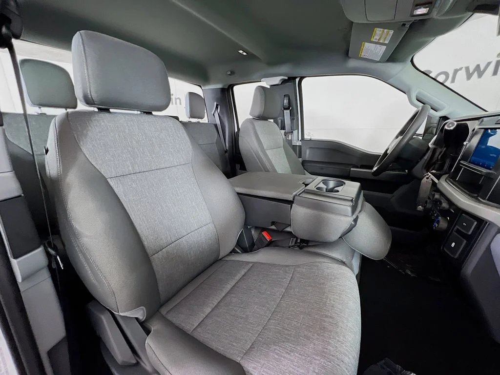 New 2026 Oxford White Ford XL image 16
