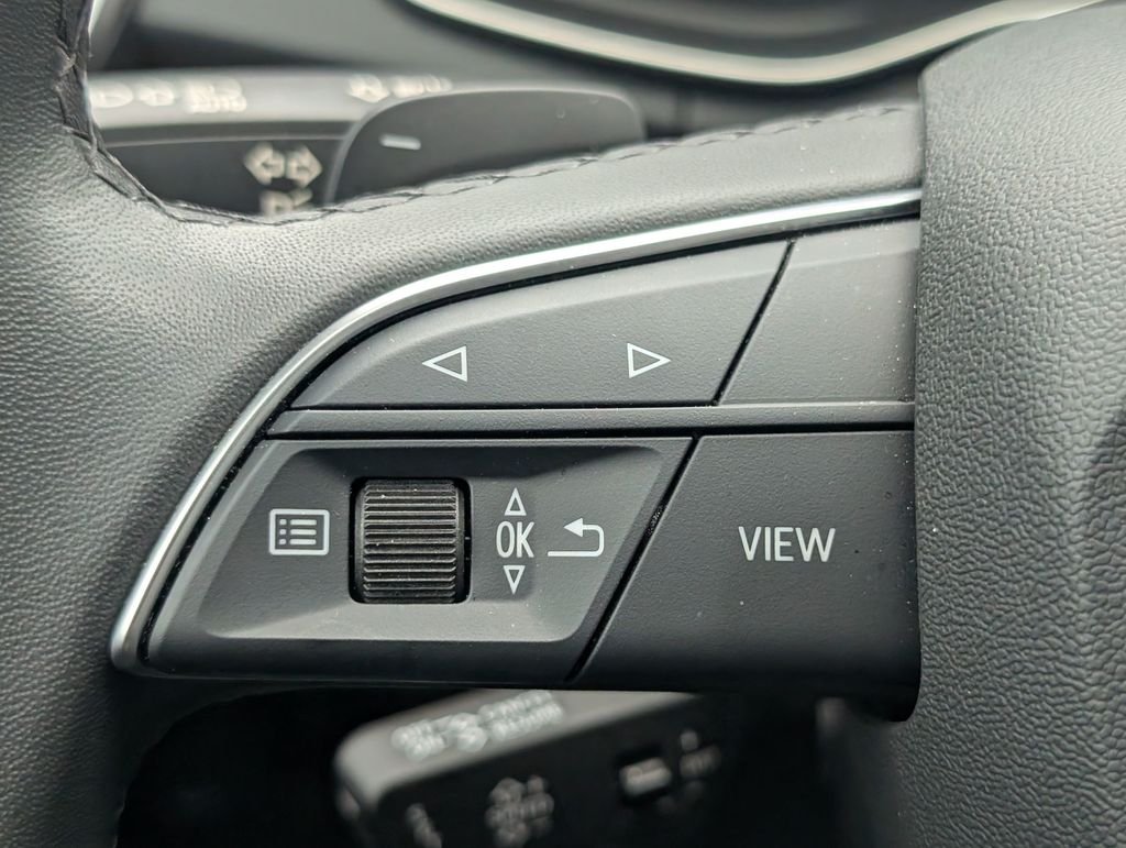 Used 2022  Audi 45 S line Premium image 20