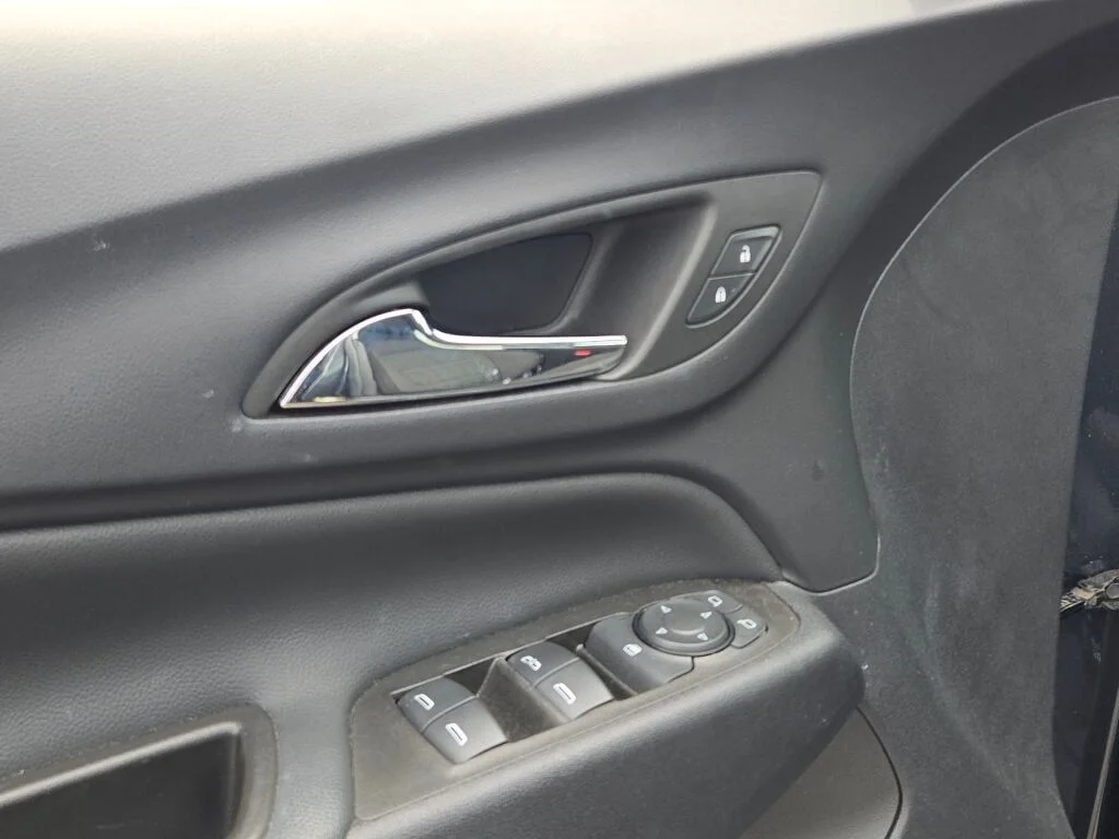Used 2023 Gray Chevrolet LT image 20
