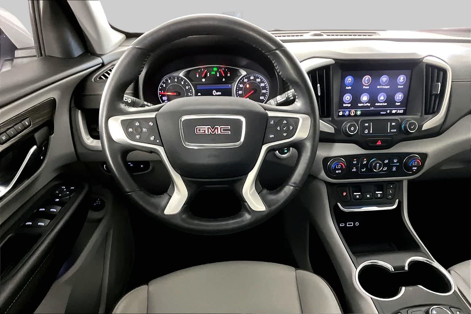 Used 2021 White Frost Tricoat GMC SLT image 6